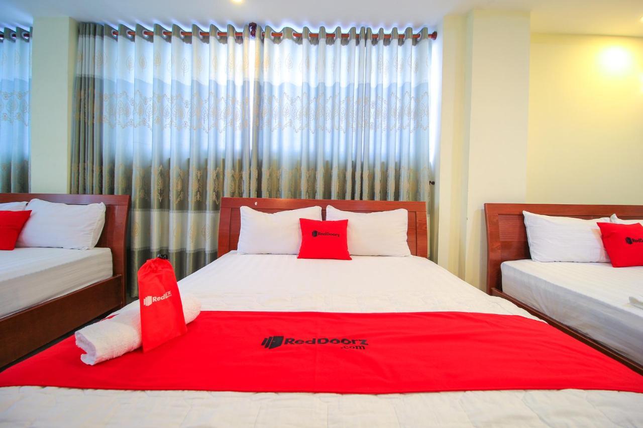 Reddoorz Plus @ Dong Den Street Hotell Ho Chi Minh-byen Eksteriør bilde