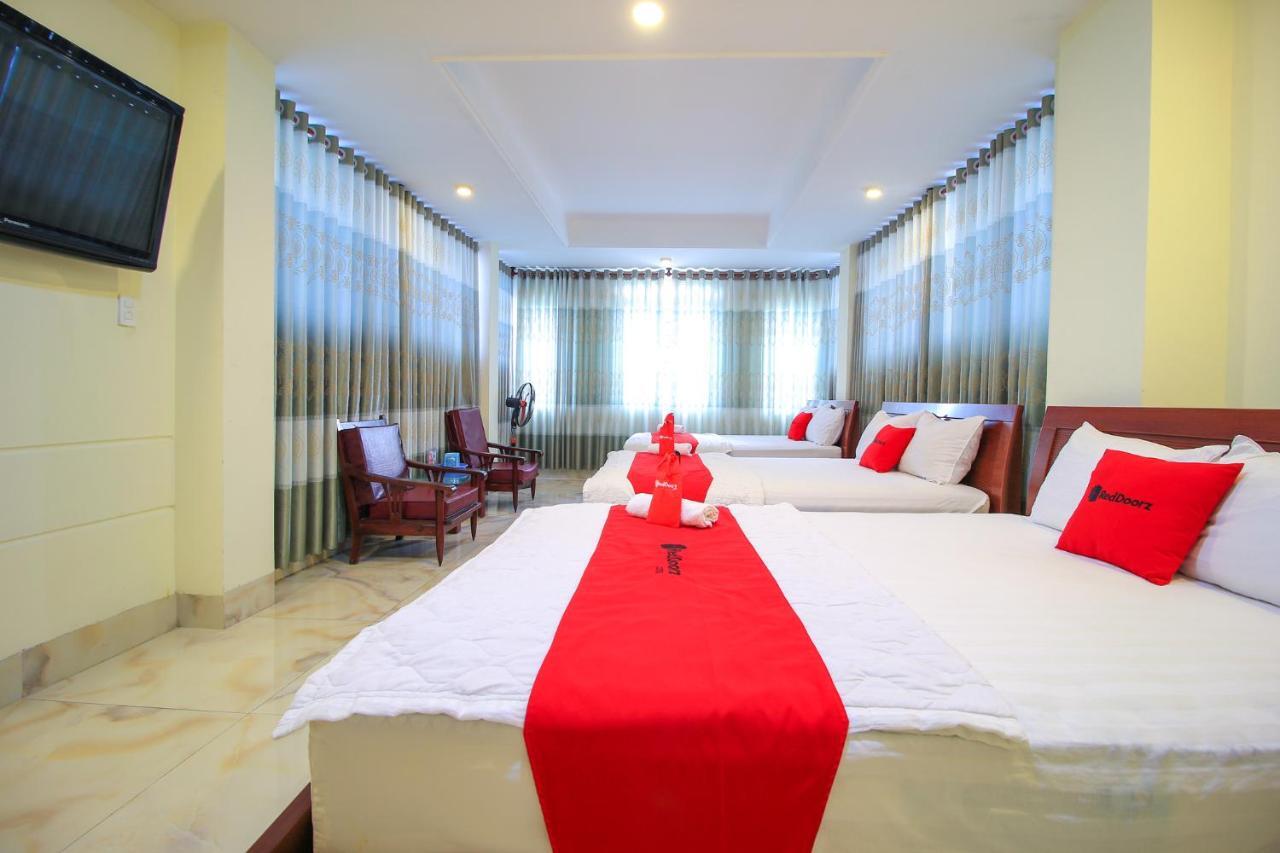 Reddoorz Plus @ Dong Den Street Hotell Ho Chi Minh-byen Eksteriør bilde