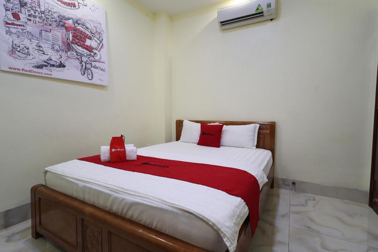 Reddoorz Plus @ Dong Den Street Hotell Ho Chi Minh-byen Eksteriør bilde