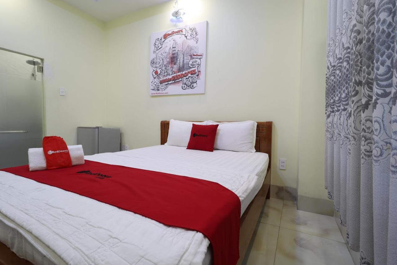 Reddoorz Plus @ Dong Den Street Hotell Ho Chi Minh-byen Eksteriør bilde